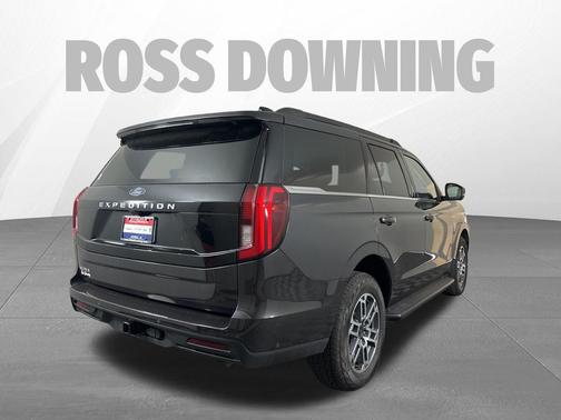 Gray Metallic 2025 Ford Expedition Active