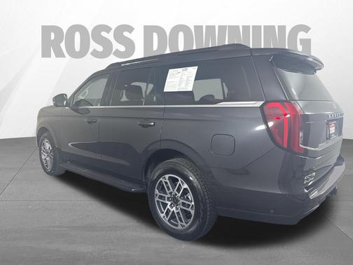 Gray Metallic 2025 Ford Expedition Active