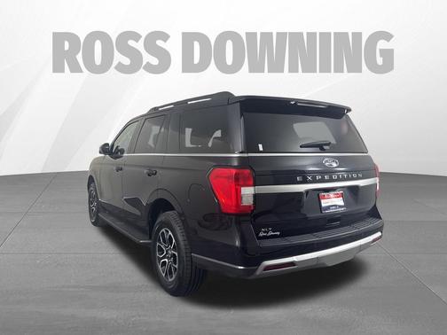 Black Metallic 2024 Ford Expedition XLT