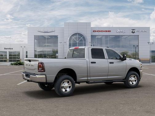 2026 RAM 2500 Tradesman Crew Cab 4x4 6'4' Box