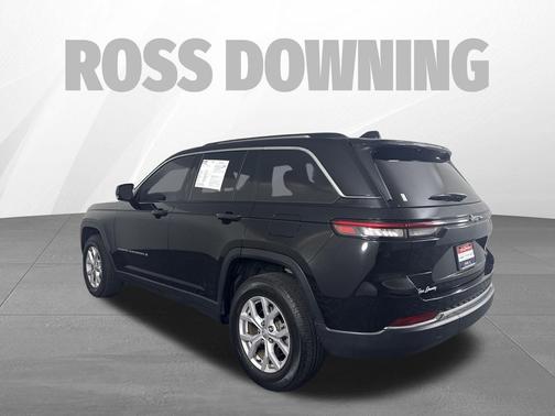 Diamond Black Crystal Pearlcoat 2022 Jeep Grand Cherokee Limited