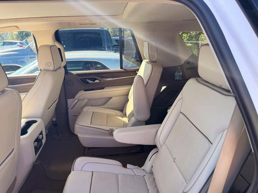 Summit White 2021 GMC Yukon Denali