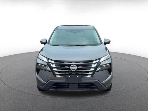 Gun Metallic 2025 Nissan Rogue SV