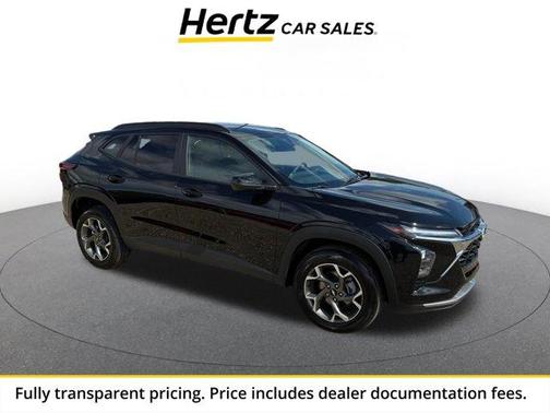 Mosaic Black Metallic 2025 Chevrolet Trax LT