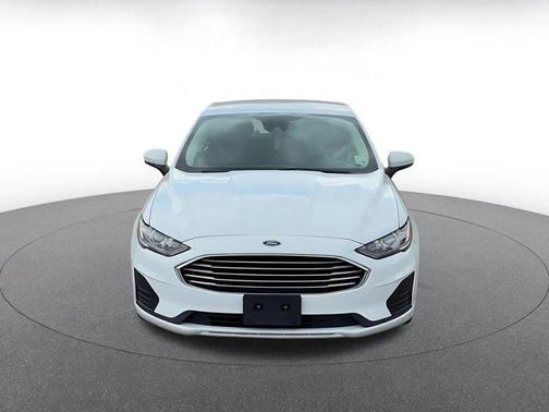 White 2019 Ford Fusion Hybrid SE