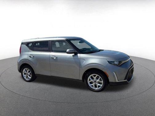 Steel Gray 2025 Kia Soul LX