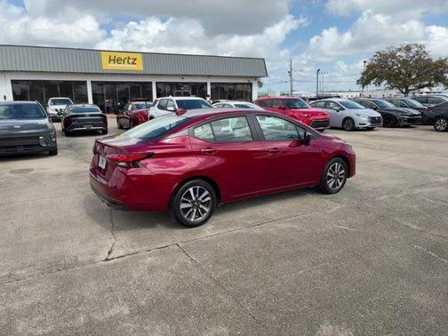 2025 Nissan Versa 1.6 SV