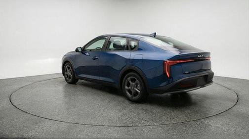 Deep Sea Blue 2025 Kia K4