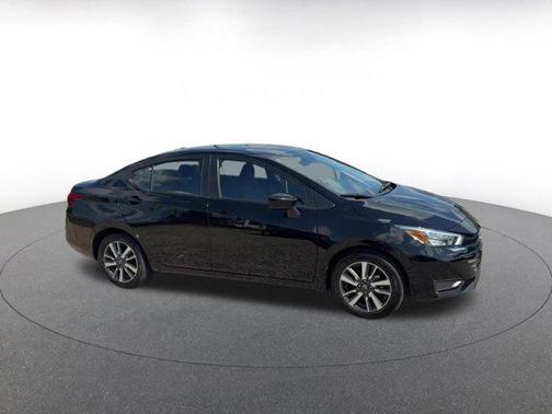 Black 2025 Nissan Versa 1.6 SV