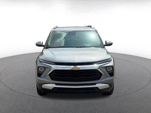 Sterling Gray Metallic 2025 Chevrolet Trailblazer LT