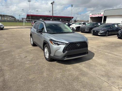 2025 Toyota Corolla Cross LE