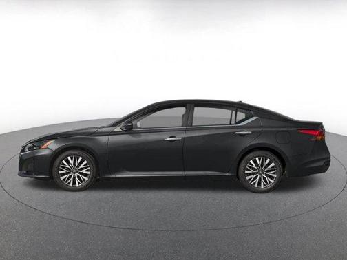 Super Black 2025 Nissan Altima SV
