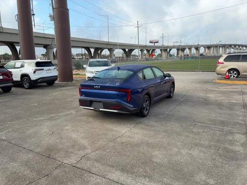 2025 Kia K4 
