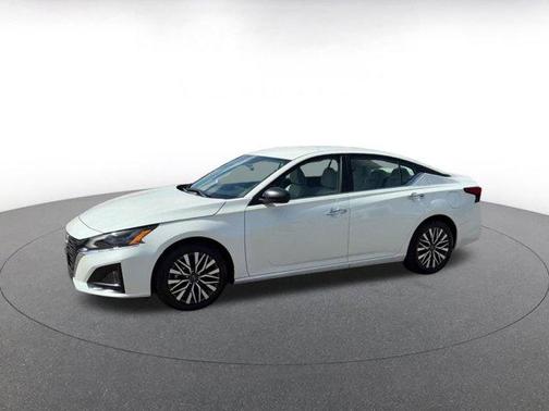 White 2025 Nissan Altima SV