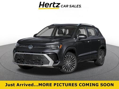 Deep Black Pearl Effect 2026 Volkswagen Taos 1.5T SE