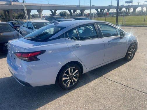 2025 Nissan Versa 1.6 SV