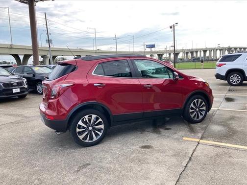 Photo 4 of 27 of 2019 Buick Encore Essence