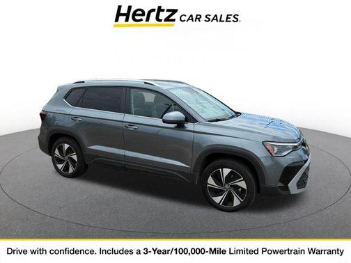 Platinum Gray Metallic 2026 Volkswagen Taos 1.5T SE