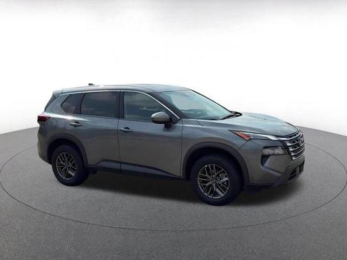 Gun Metallic 2026 Nissan Rogue SV