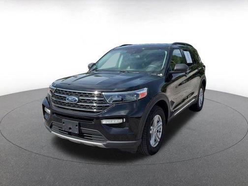 Black 2024 Ford Explorer XLT
