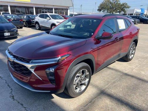 2025 Chevrolet Trax LT