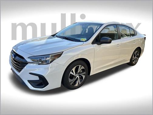 2023 Subaru Legacy 