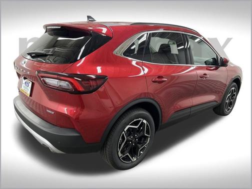 2026 Ford Escape Platinum