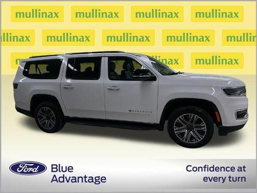 Bright White Clearcoat 2024 Jeep Wagoneer SERIES II