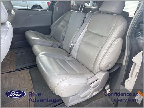 2017 Toyota Sienna L