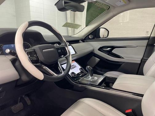2023 Land Rover Range Rover Evoque SE