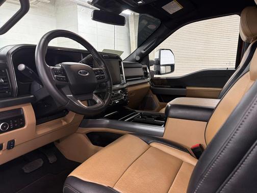 2026 Ford F-250 Lariat