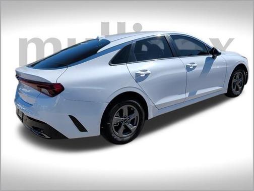 2024 Kia K5 LXS