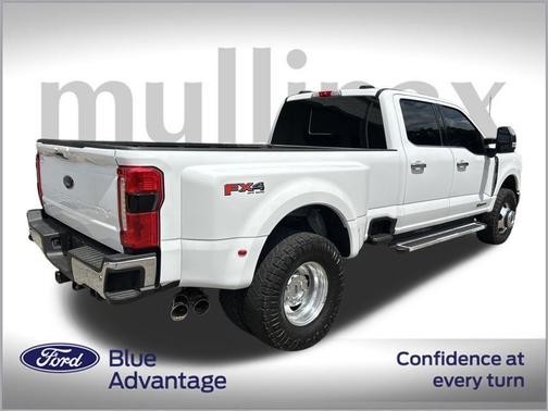 2023 Ford F-350 Lariat Super Duty