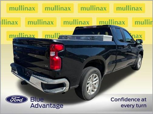 Black 2020 Chevrolet Silverado 1500 LT