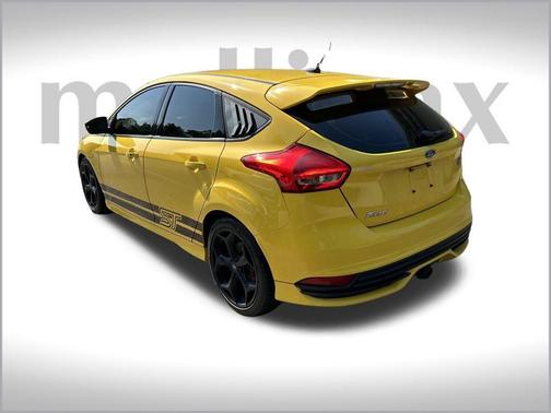 2018 Ford Focus ST Base