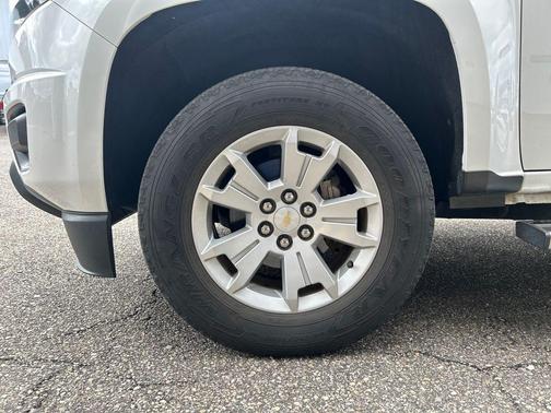 2017 Chevrolet Colorado LT