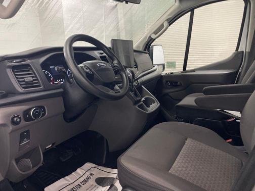 2022 Ford Transit-350 XLT