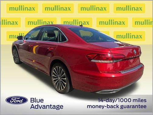 Aurora Red Metallic 2022 Volkswagen Passat 2.0T LIMITED EDITION