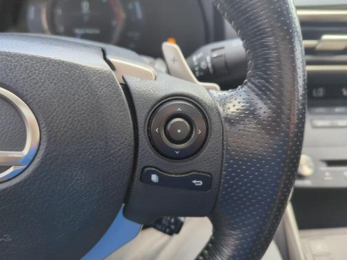 2016 Lexus IS 200t Base