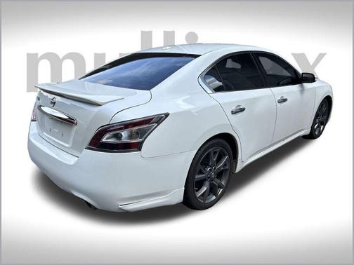 2014 Nissan Maxima SV