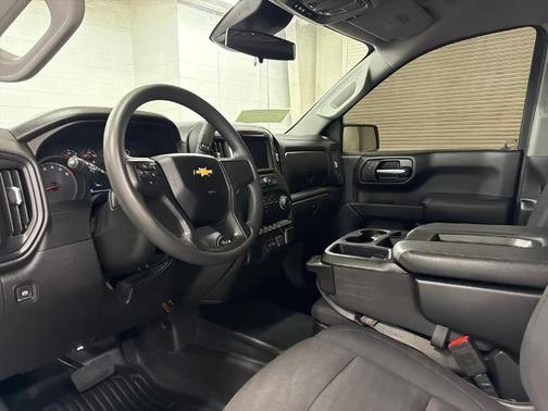 Summit White 2024 Chevrolet Silverado 1500 WT