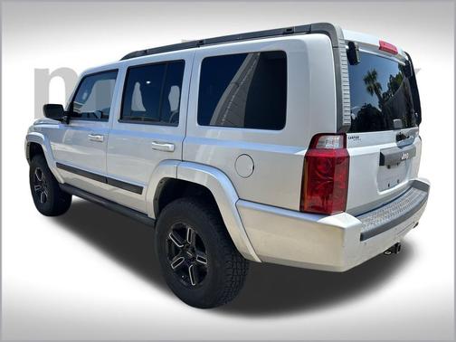 2007 Jeep Commander Sport