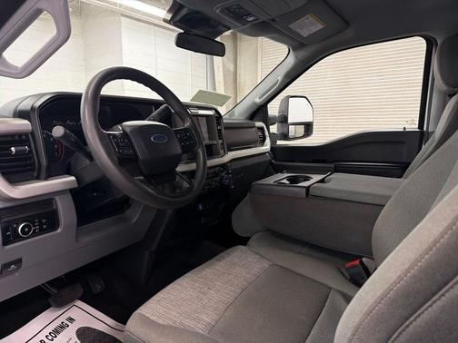 2025 Ford F-250 XLT