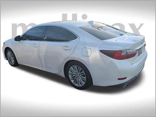 2016 Lexus ES 350 Base