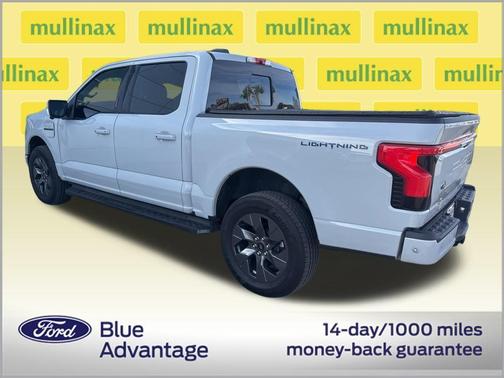 2023 Ford F-150 Lightning LARIAT