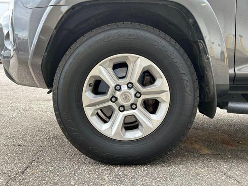 2021 Toyota 4Runner SR5