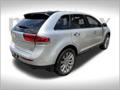 2014 Lincoln MKX Base