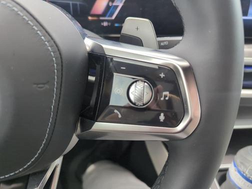 2023 BMW 760 760i xDrive