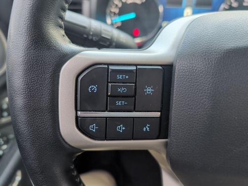 2022 Ford Expedition Max XLT