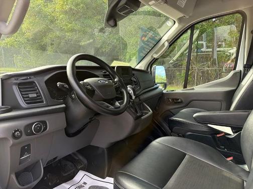2023 Ford Transit-250 BASE